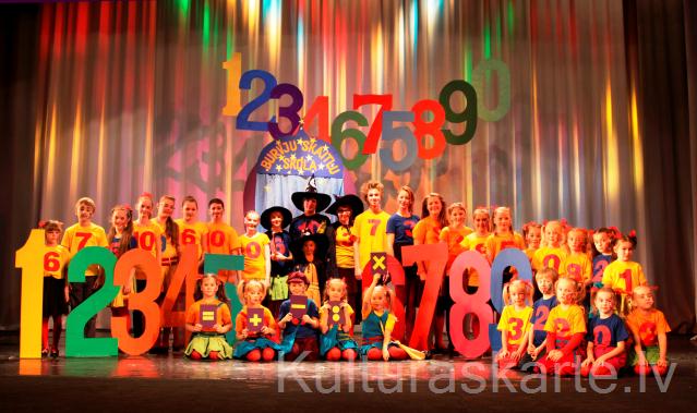 Momo "Burvju skaitļu skola"